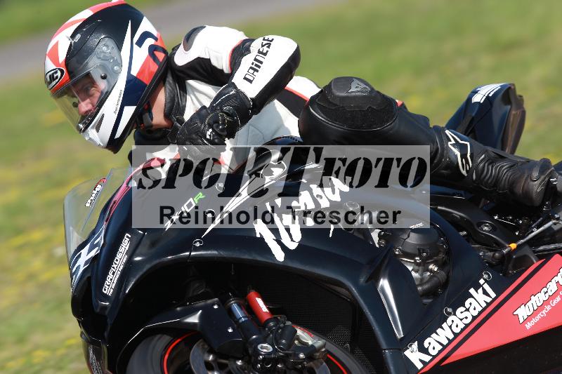 /Archiv-2022/06 15.04.2022 Speer Racing ADR/Gruppe gelb/555